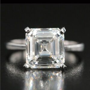 Elegant Women's Square Emerald Cut Diamond Ring